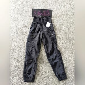 NWT Joy Lab Black Regular Length Pant w/ Zippered Pockets XS
